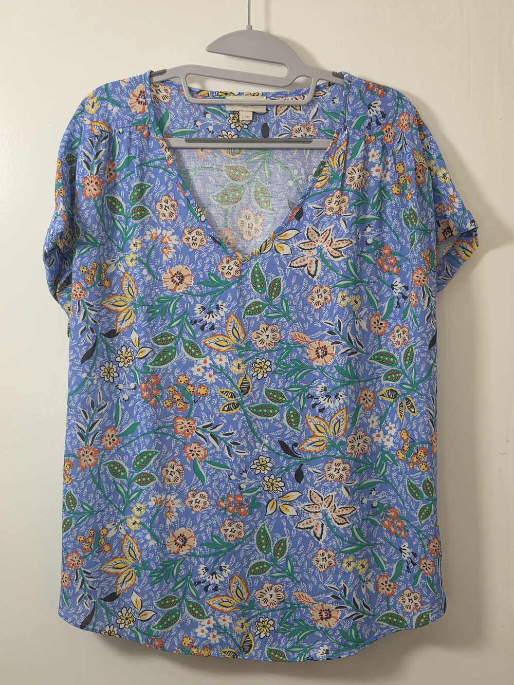LOFT Blue Floral V-Neck Short Sleeve Top